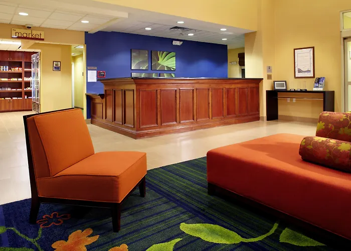 Fairfield & Midtown Hotel 3*